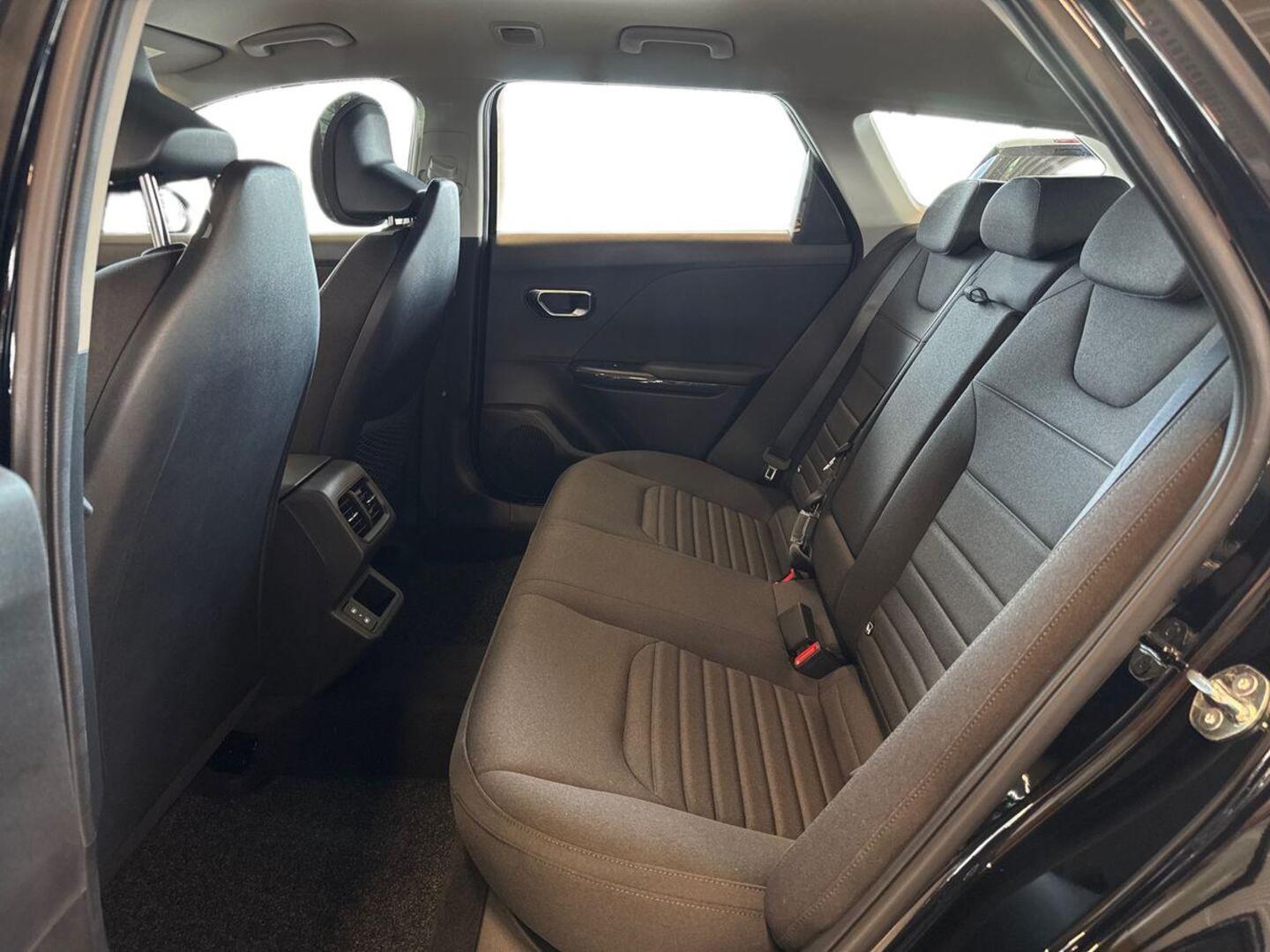 KIA K4 8