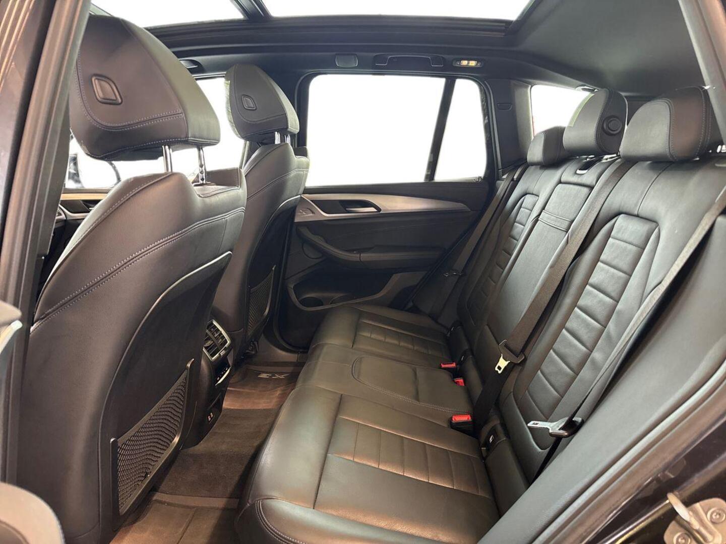 BMW iX3 2022