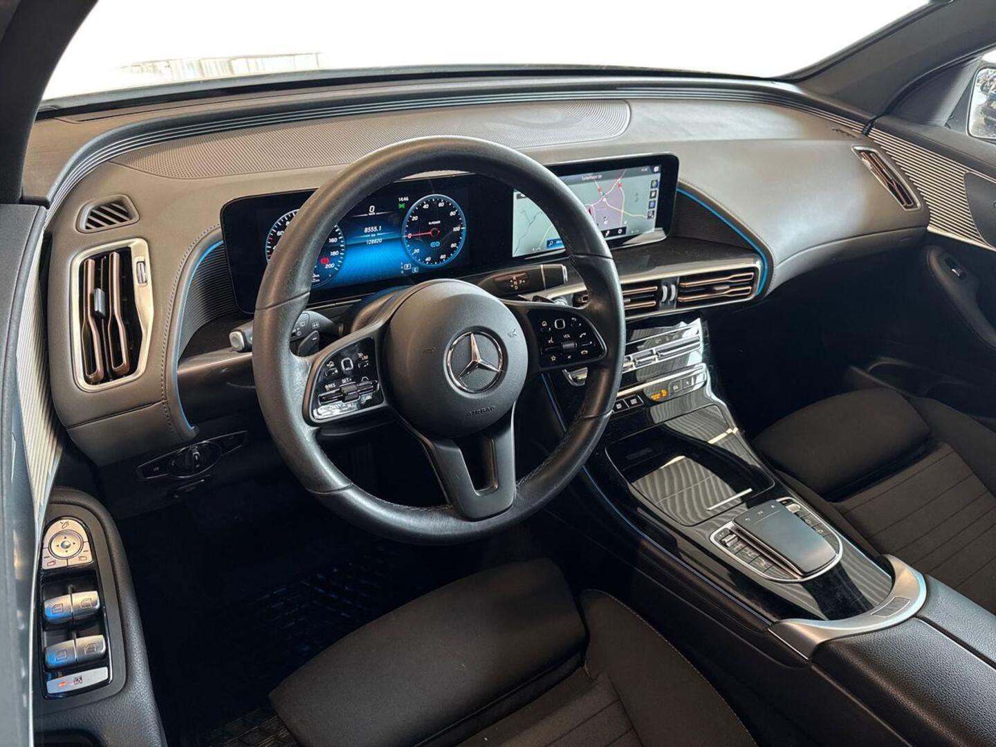 MERCEDES-BENZ EQC 2022