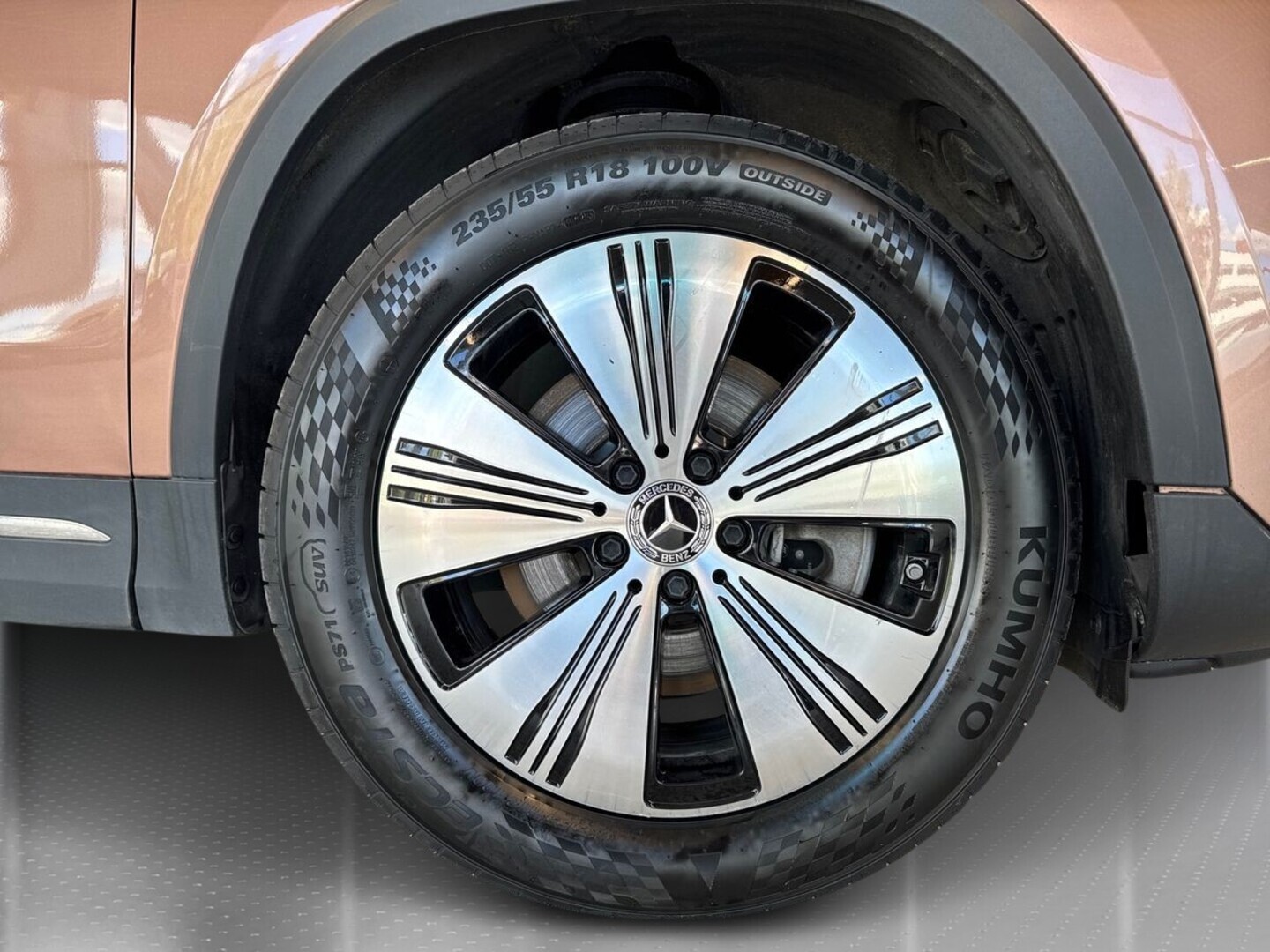MERCEDES-BENZ EQA 2024