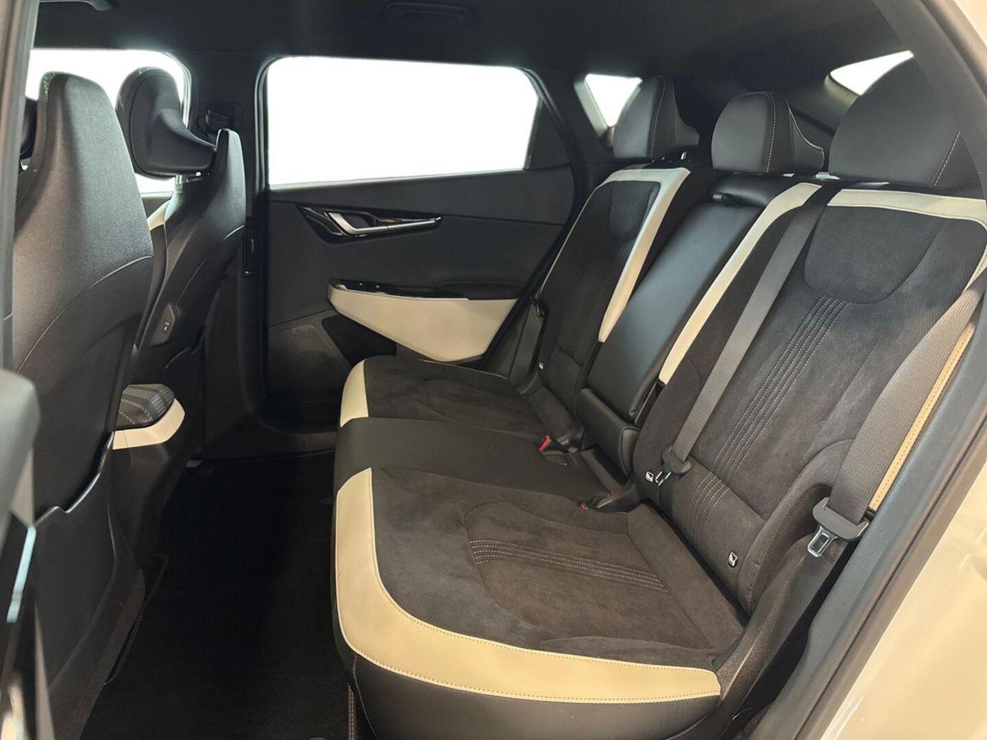KIA EV6 2024