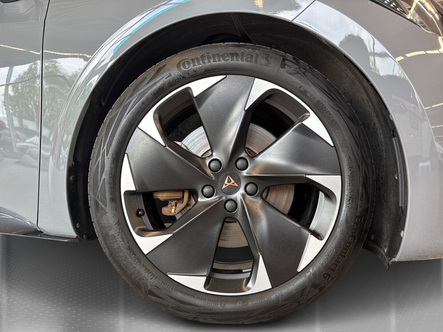 CUPRA Born 2024