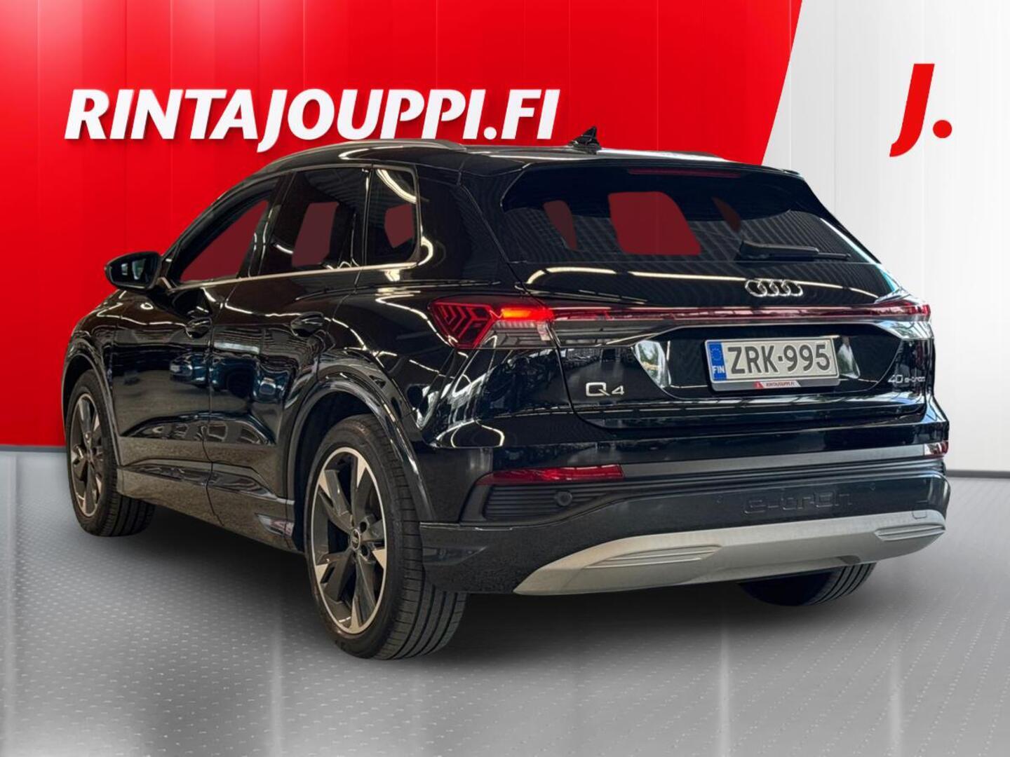 AUDI Q4 e-tron 2022