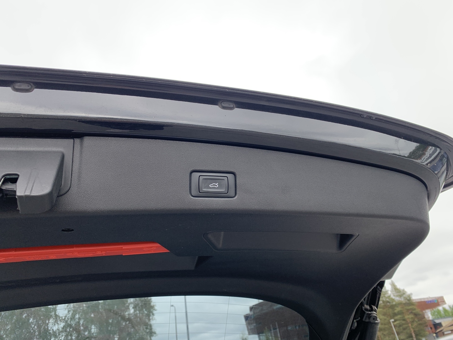 AUDI Q4 e-tron 2022