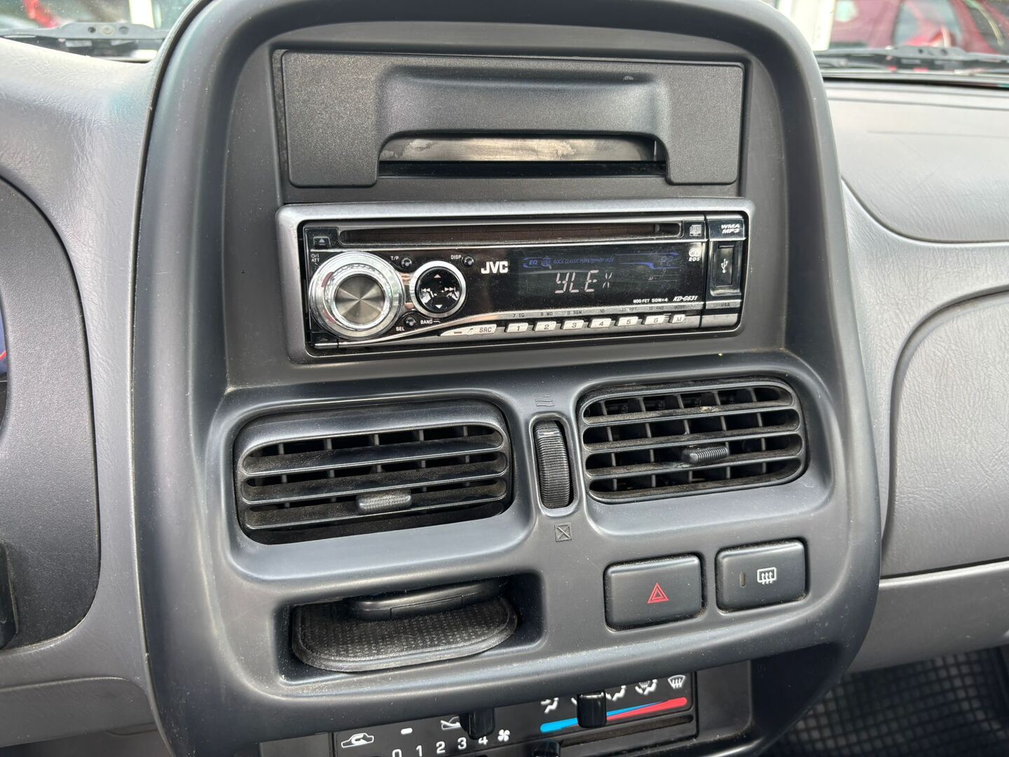 NISSAN Navara 2003