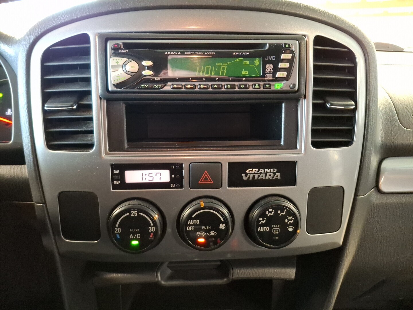 SUZUKI Grand Vitara 2003