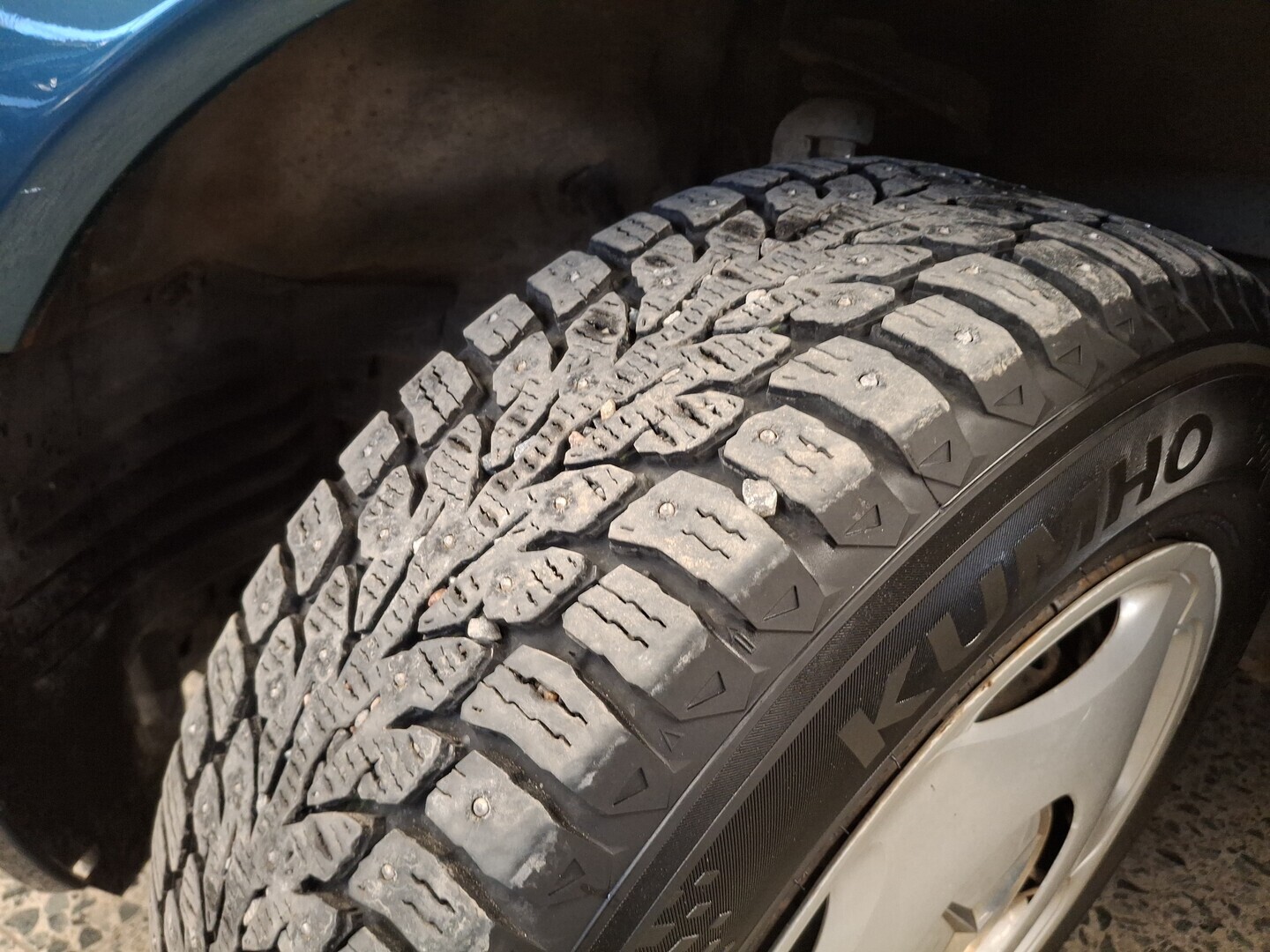 MERCEDES-BENZ E 1999