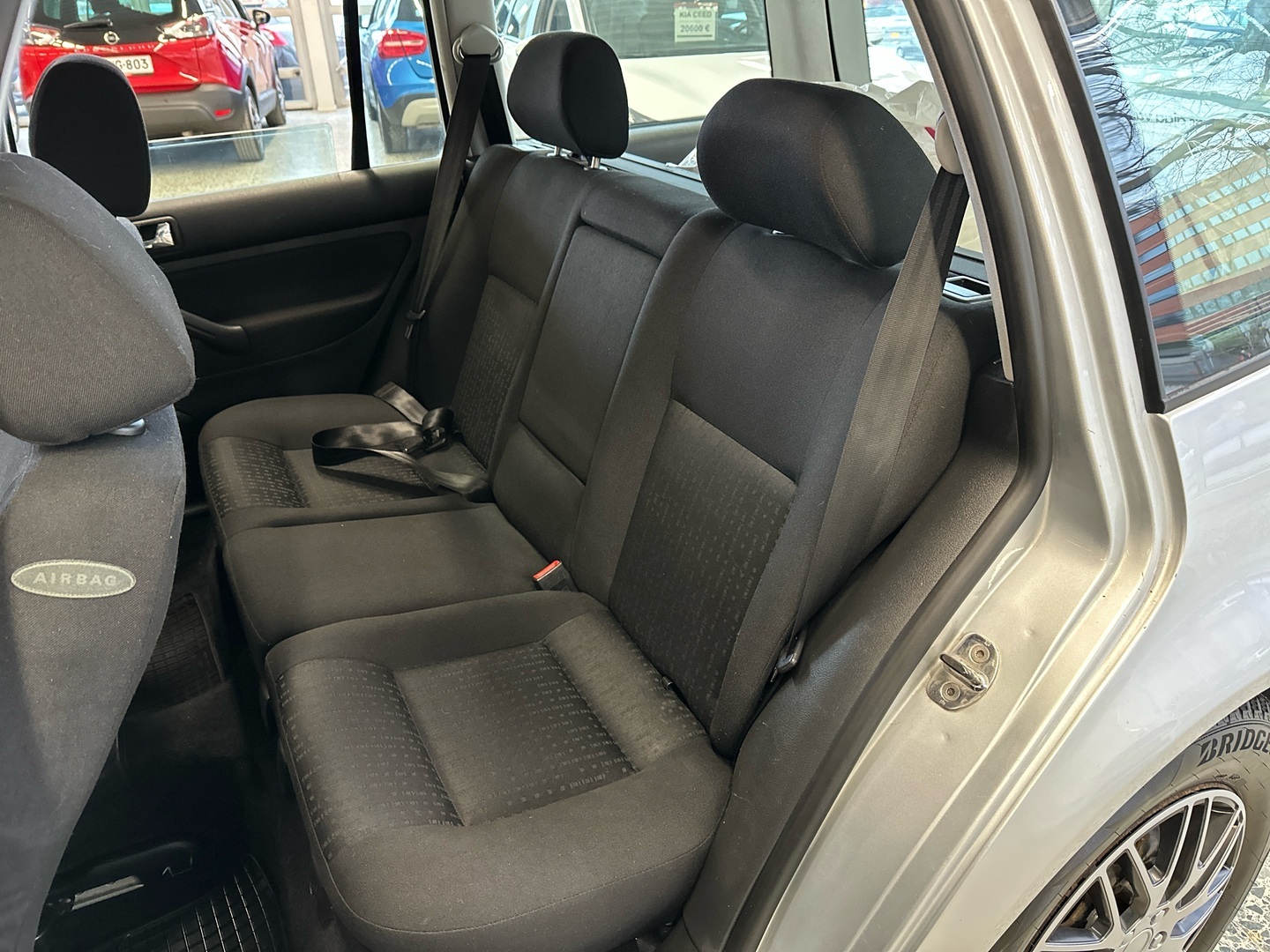 VOLKSWAGEN Golf Variant 2004