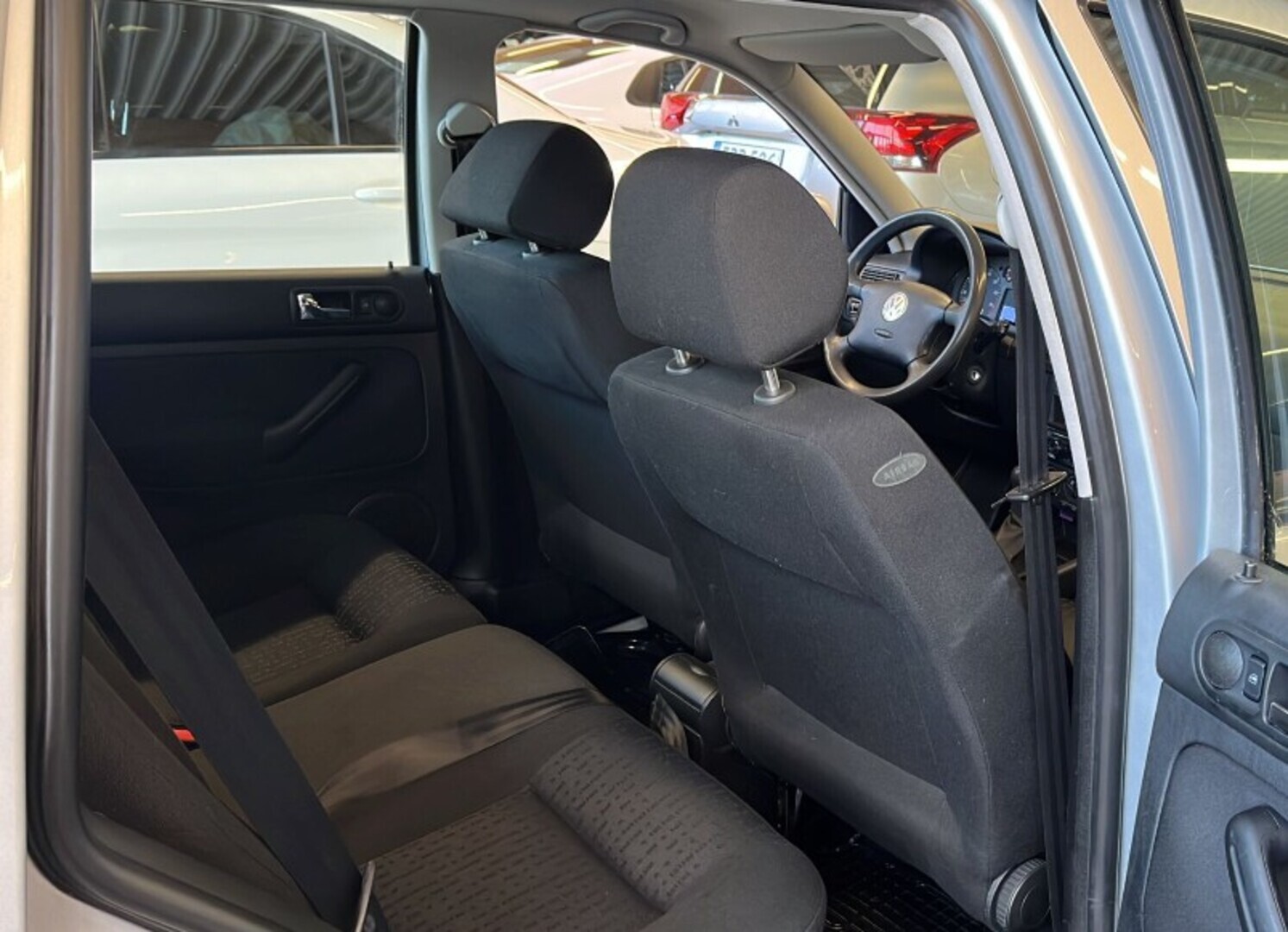 VOLKSWAGEN Golf Variant 2004