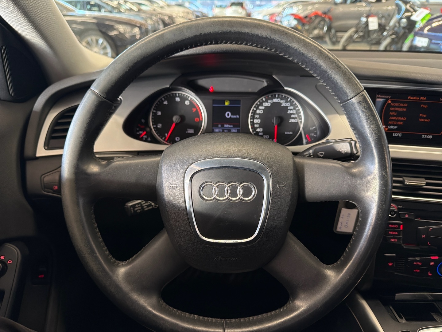AUDI A4 2009