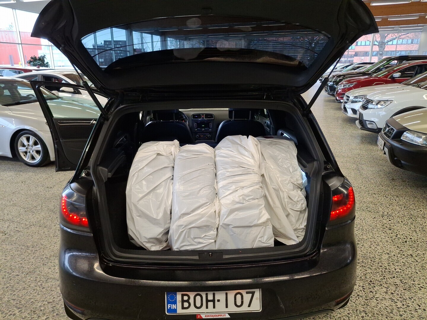 VOLKSWAGEN Golf 2010