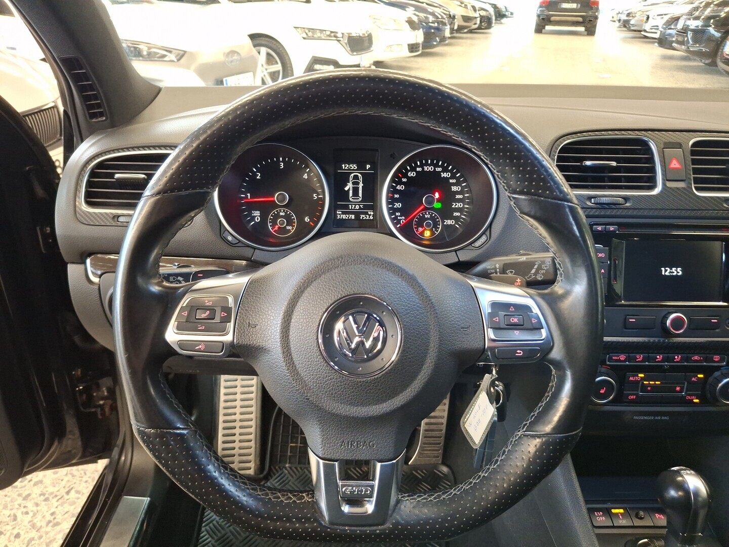 VOLKSWAGEN Golf 2010