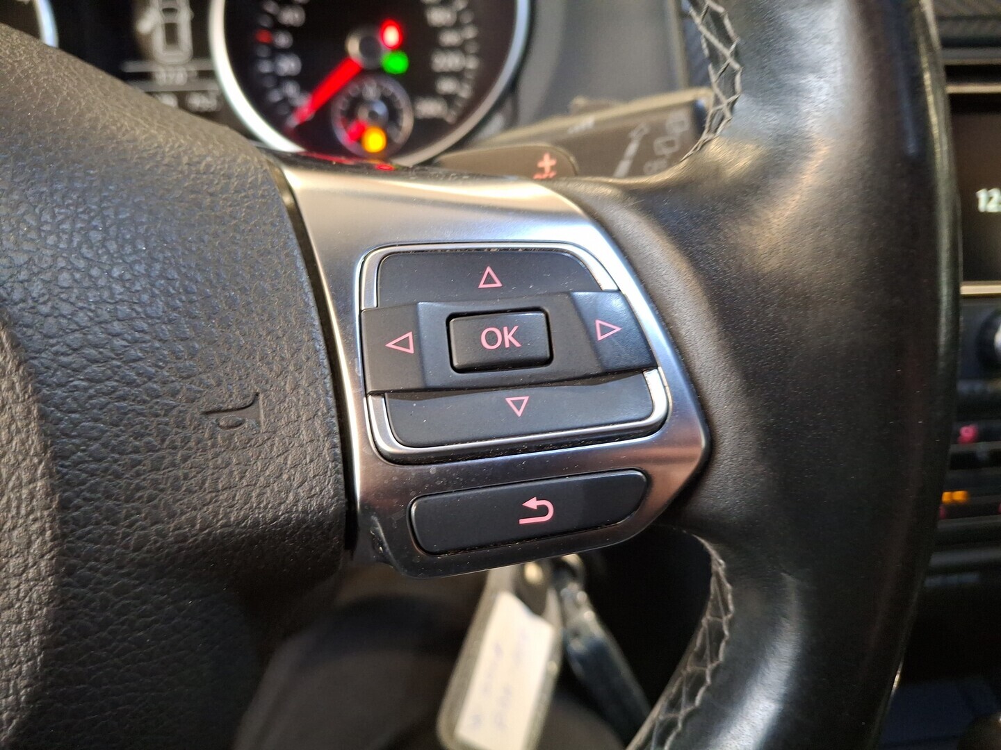 VOLKSWAGEN Golf 2010