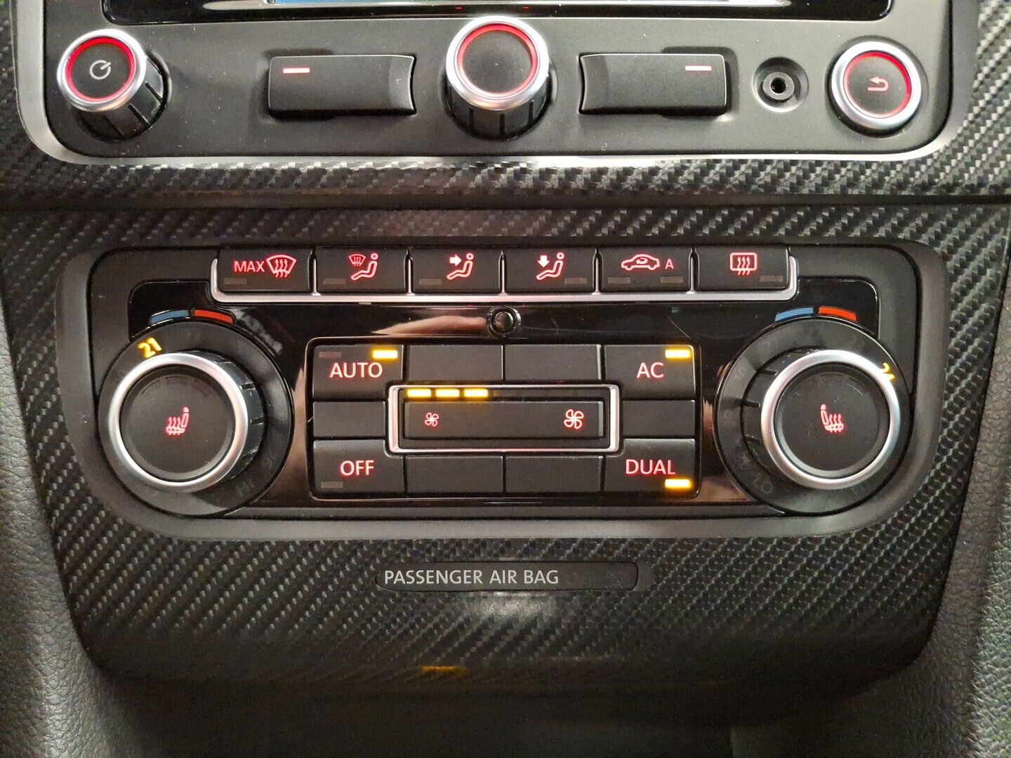 VOLKSWAGEN Golf 2010