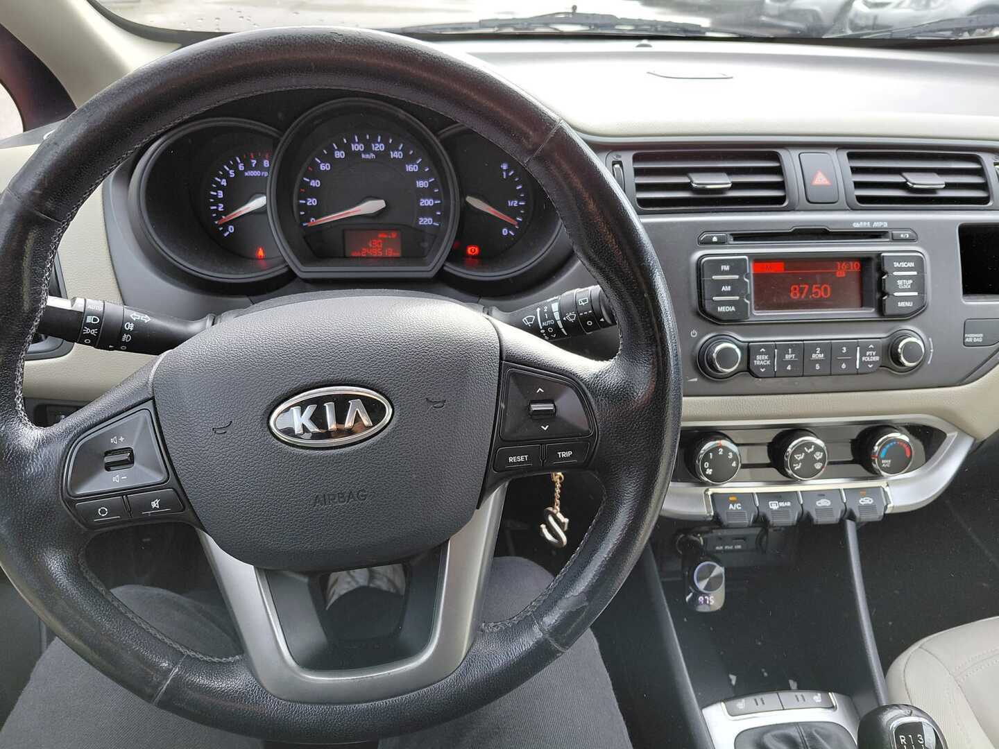 KIA Rio 2012
