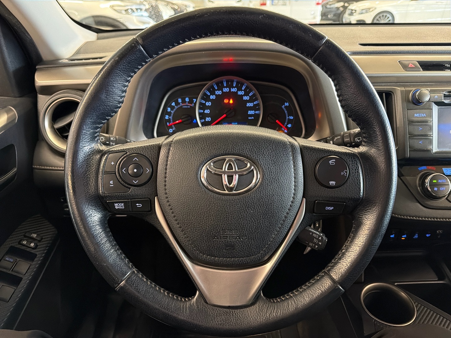 TOYOTA RAV4 2015