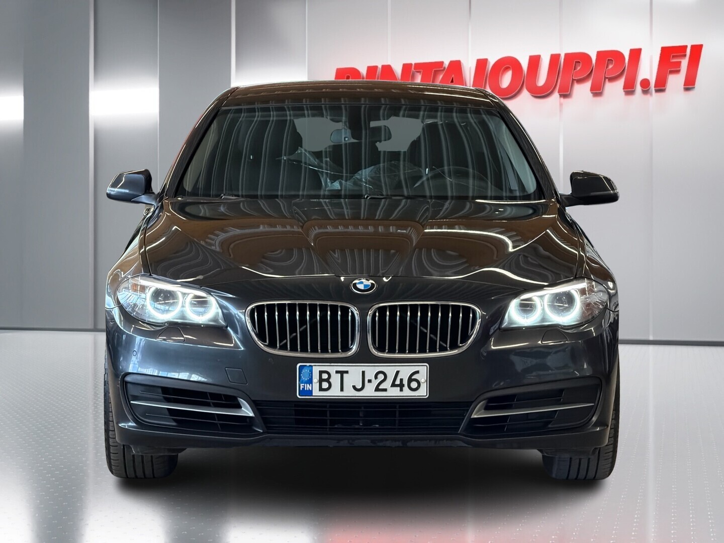 BMW 520 2015