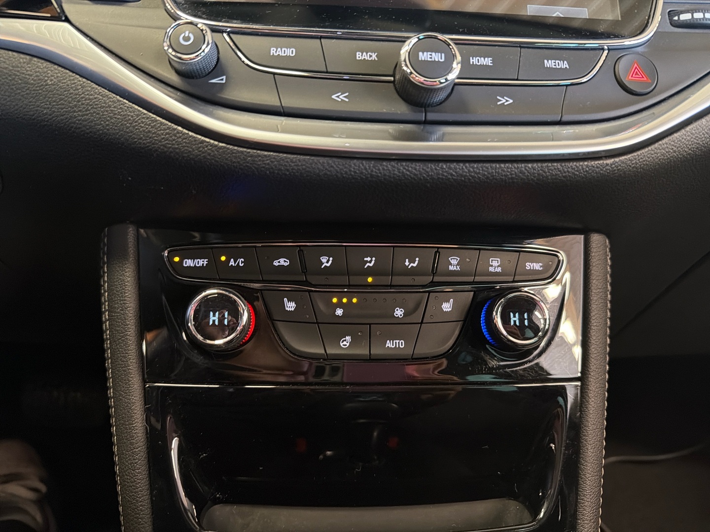 OPEL Astra 2017