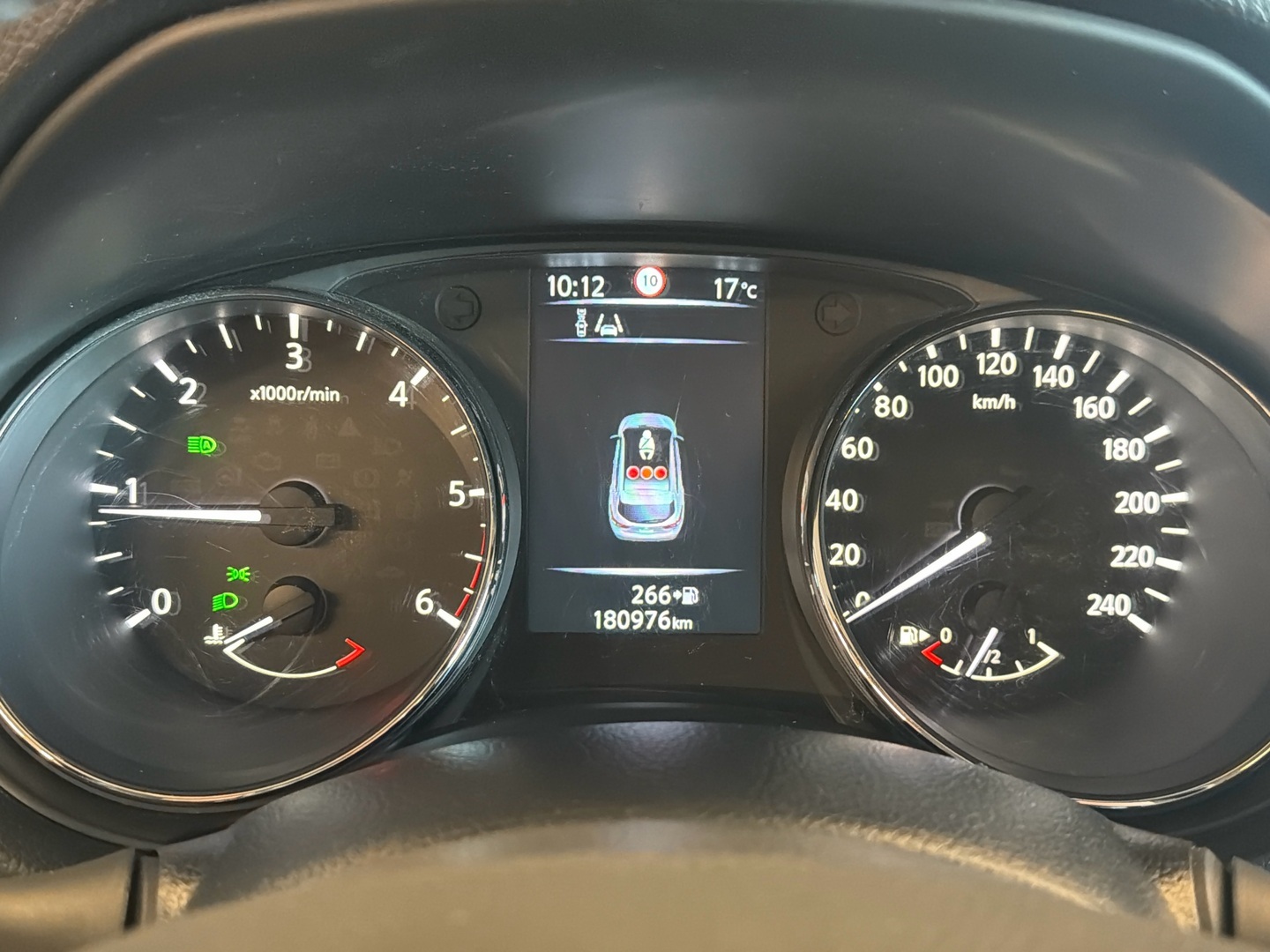 NISSAN Qashqai 2016