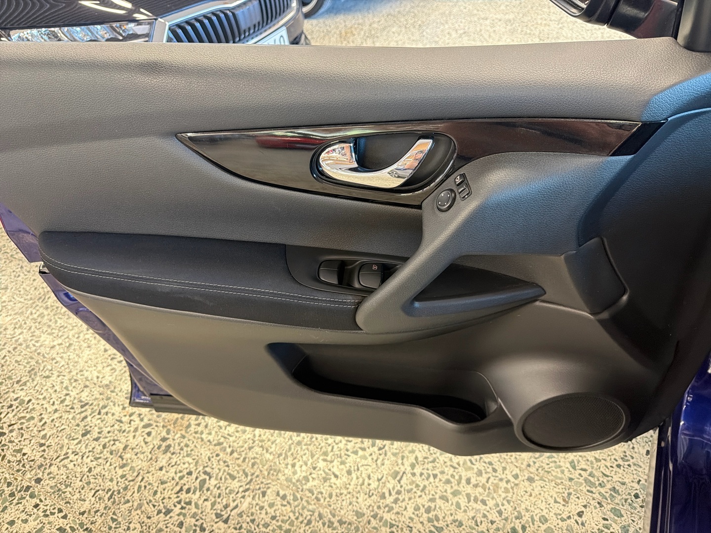 NISSAN Qashqai 2016