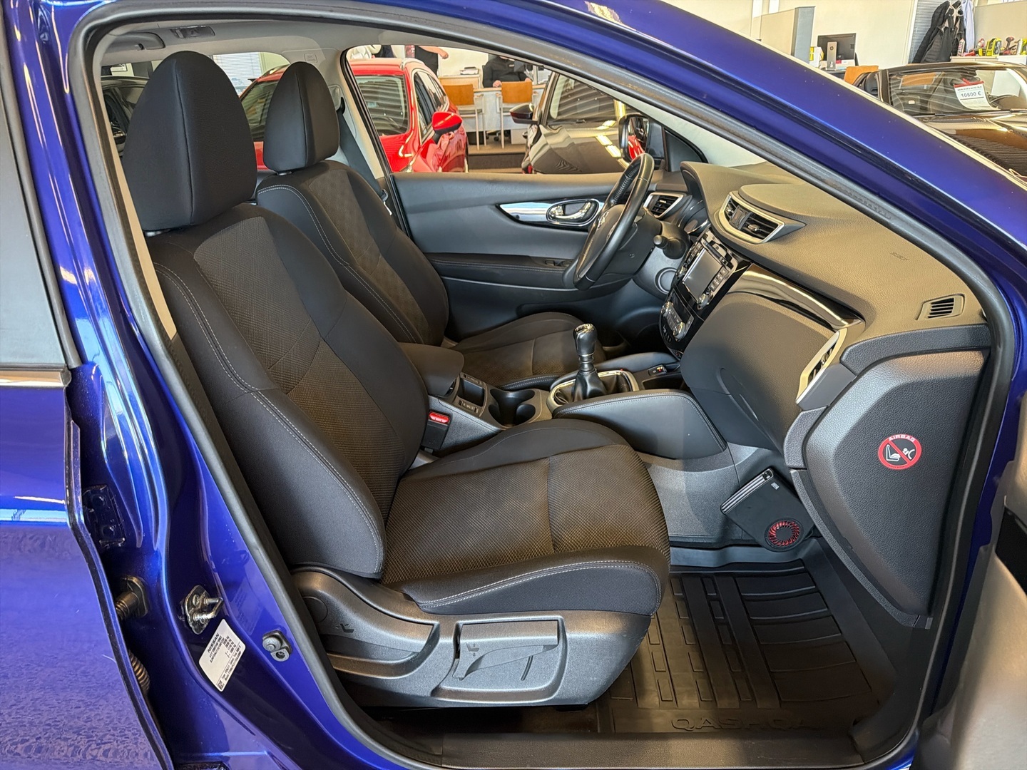 NISSAN Qashqai 2016