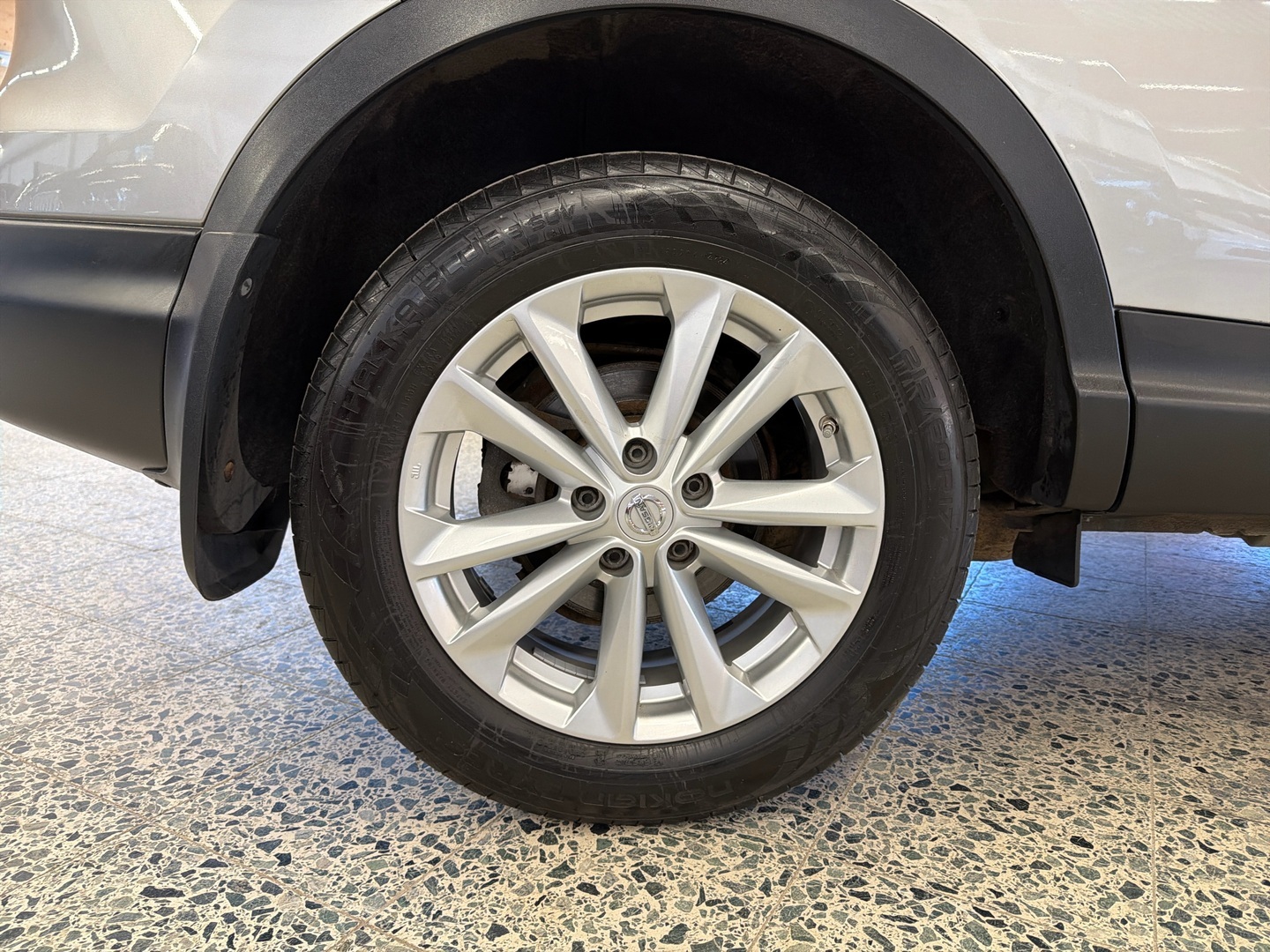 NISSAN Qashqai 2017