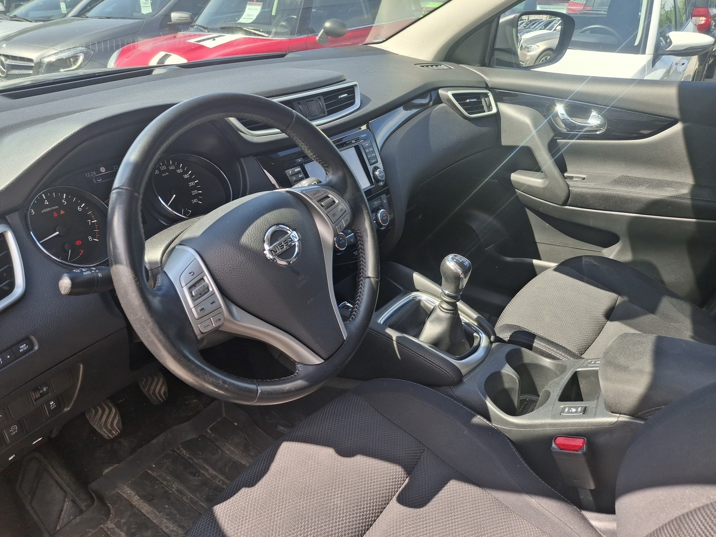 NISSAN Qashqai 2017