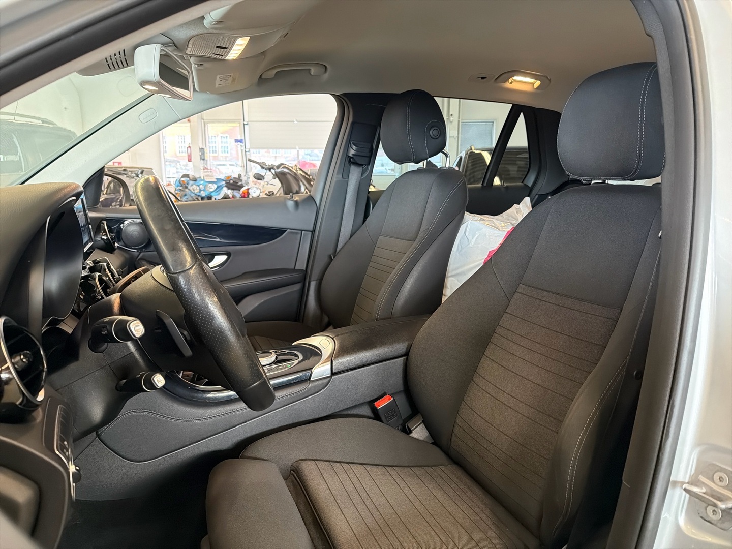 MERCEDES-BENZ GLC 2017