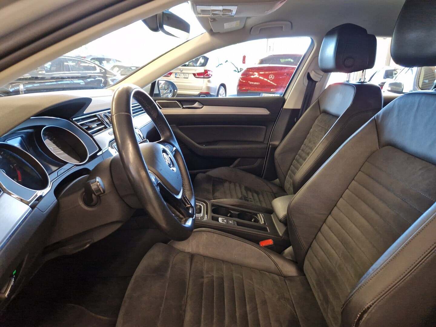 VOLKSWAGEN Passat 2018