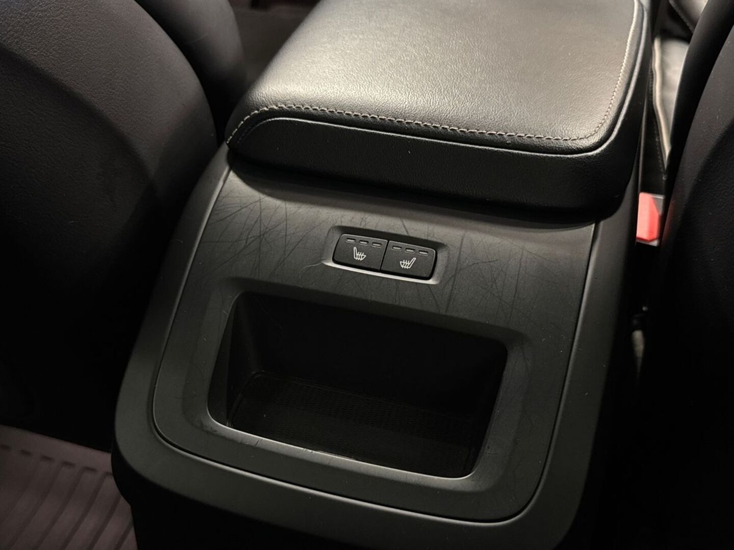 VOLVO XC60 2018