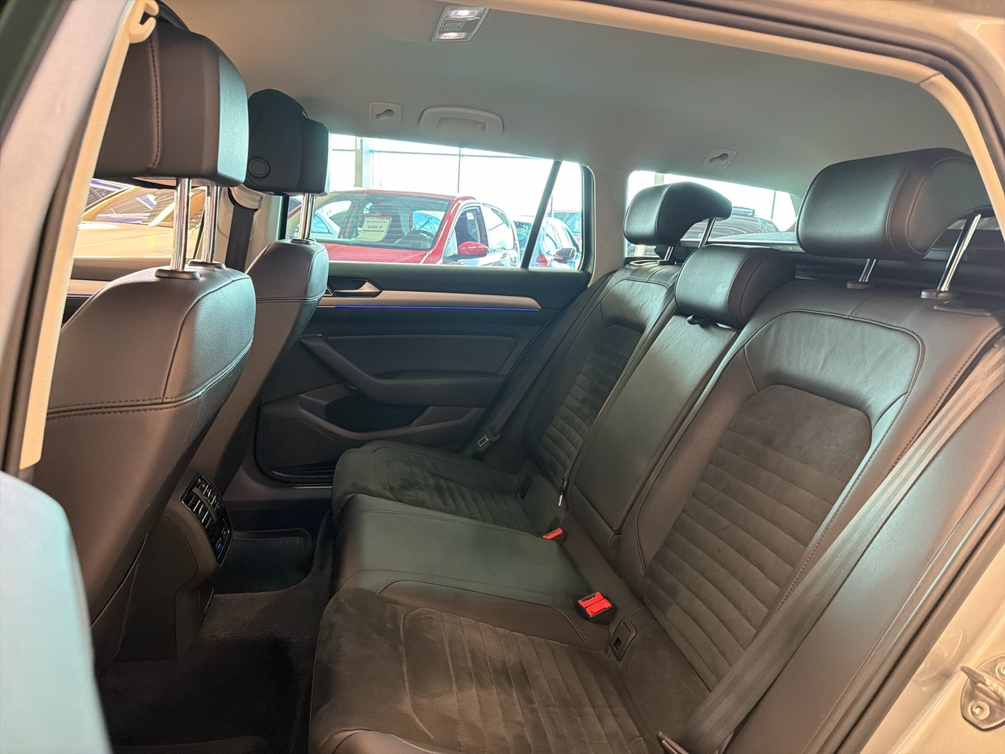 VOLKSWAGEN Passat 2016