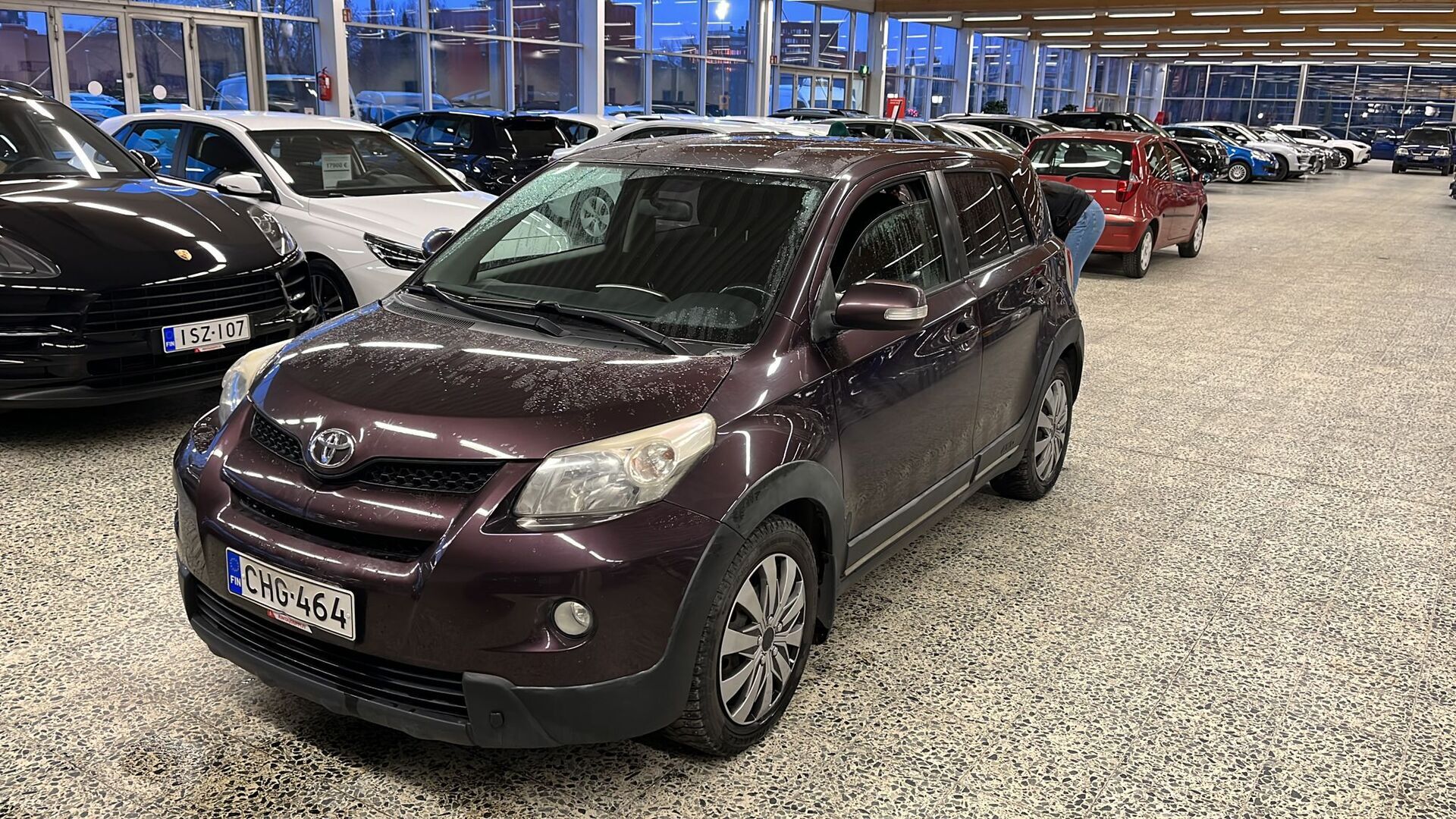 TOYOTA Urban Cruiser 2009