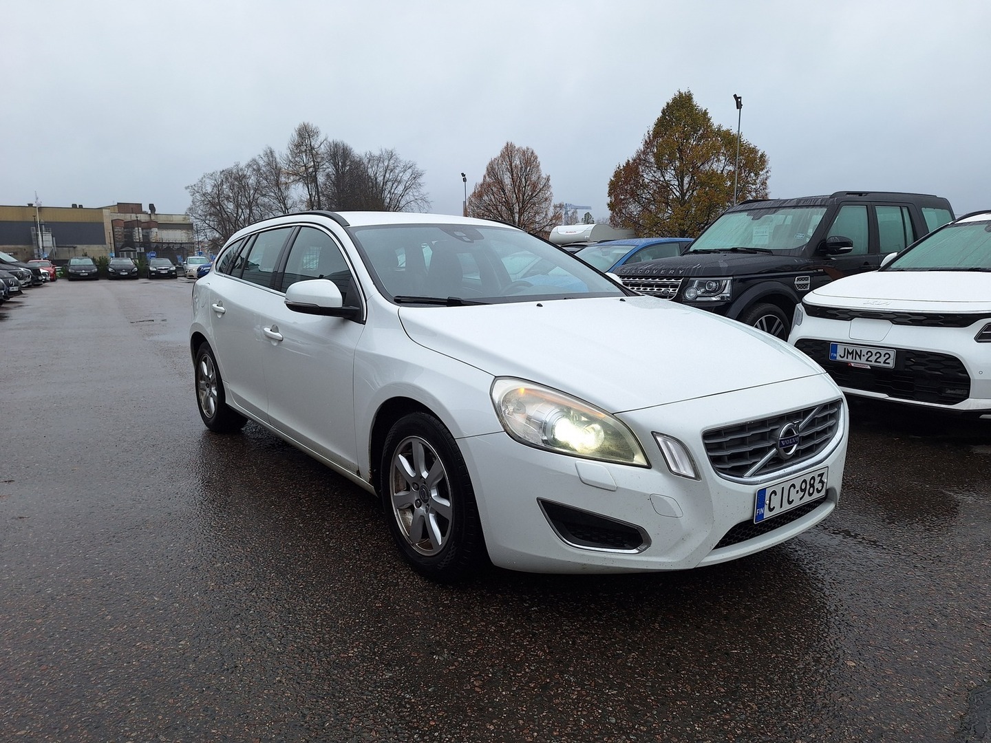 VOLVO V60 2011