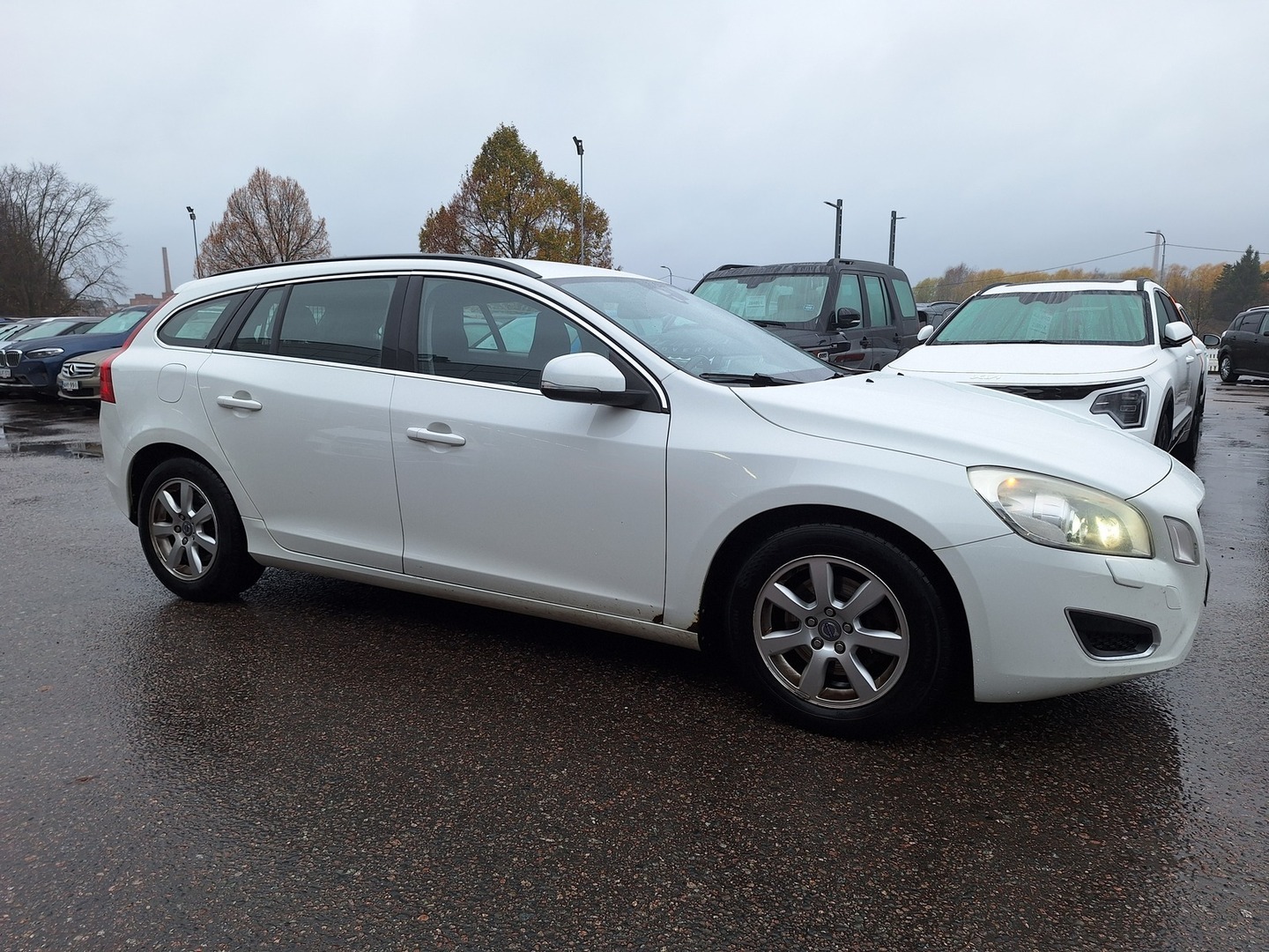 VOLVO V60 2011