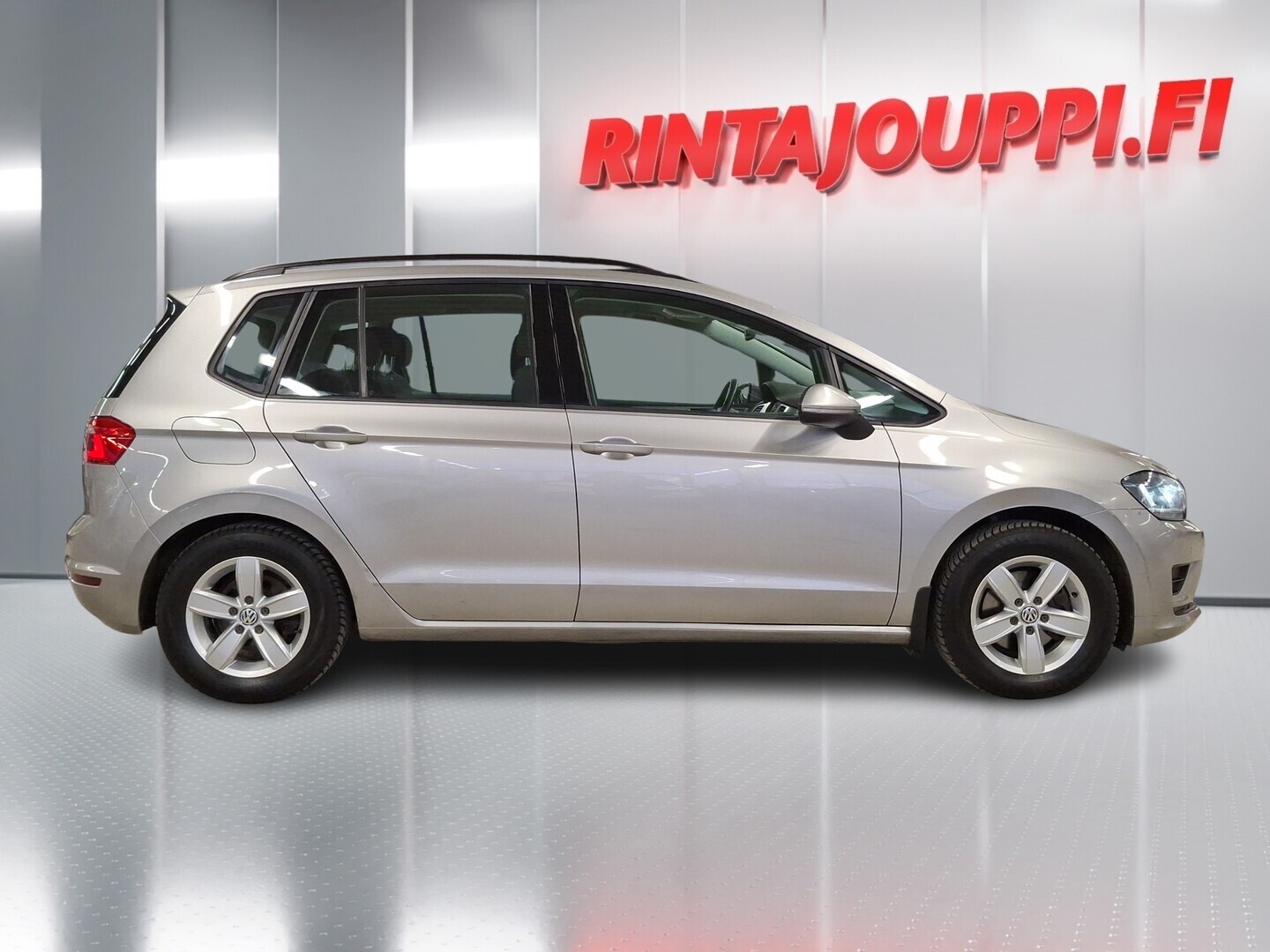 VOLKSWAGEN Golf Sportsvan 2015