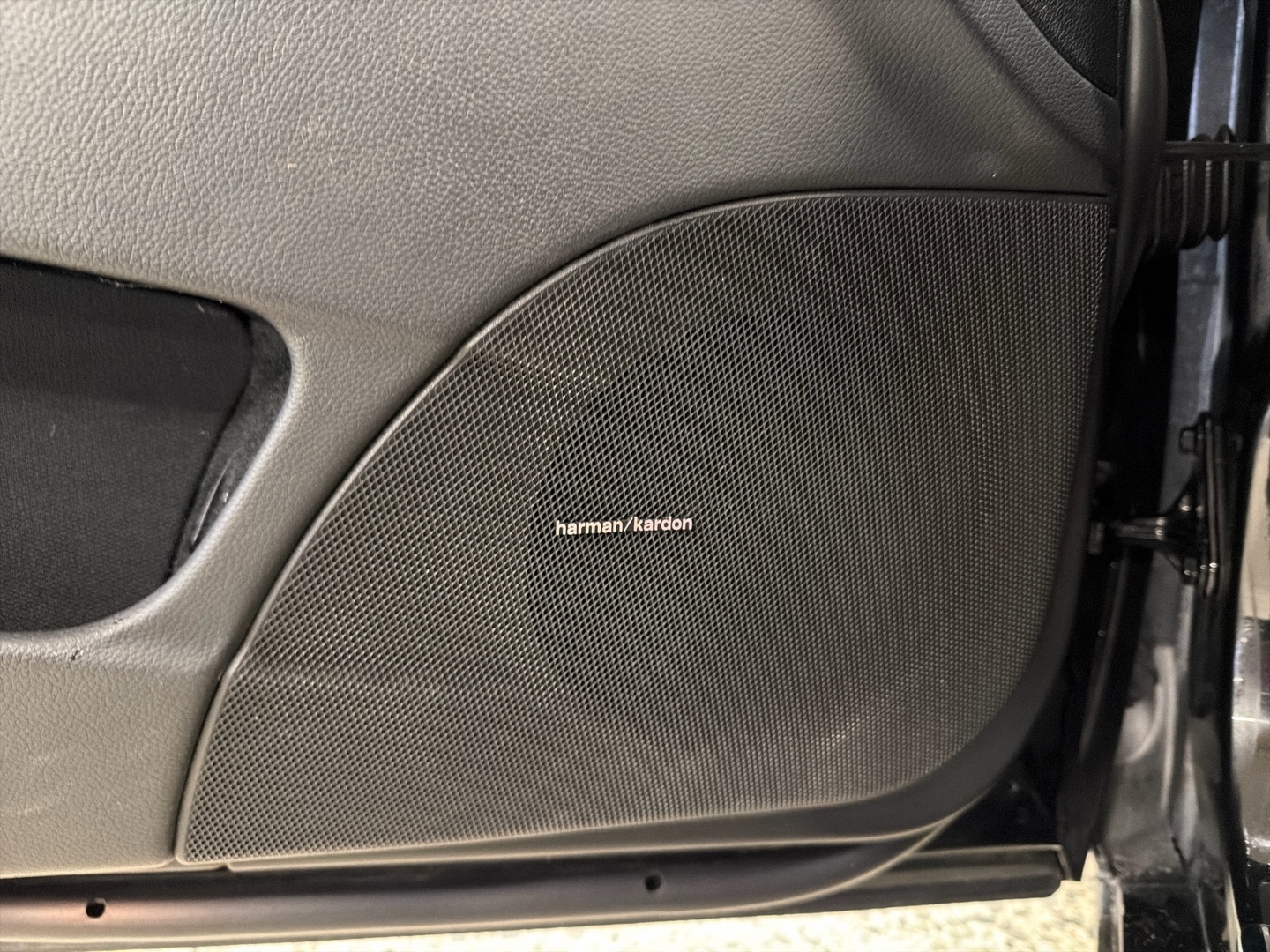 MERCEDES-BENZ CLS 2005