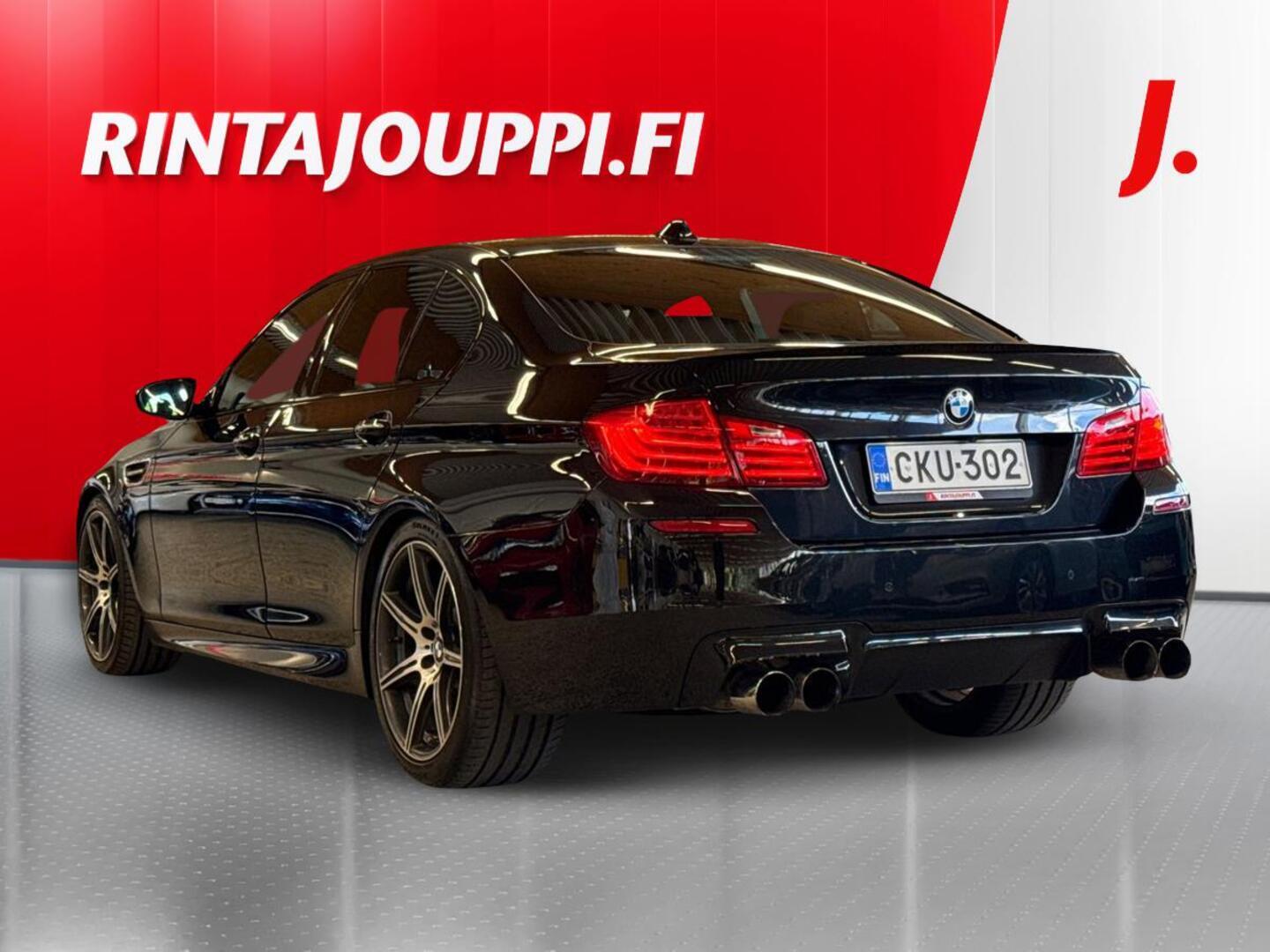 BMW M5 2