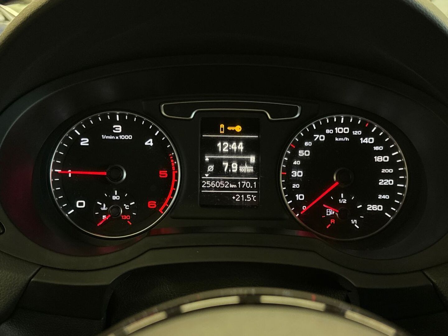 AUDI Q3 2012