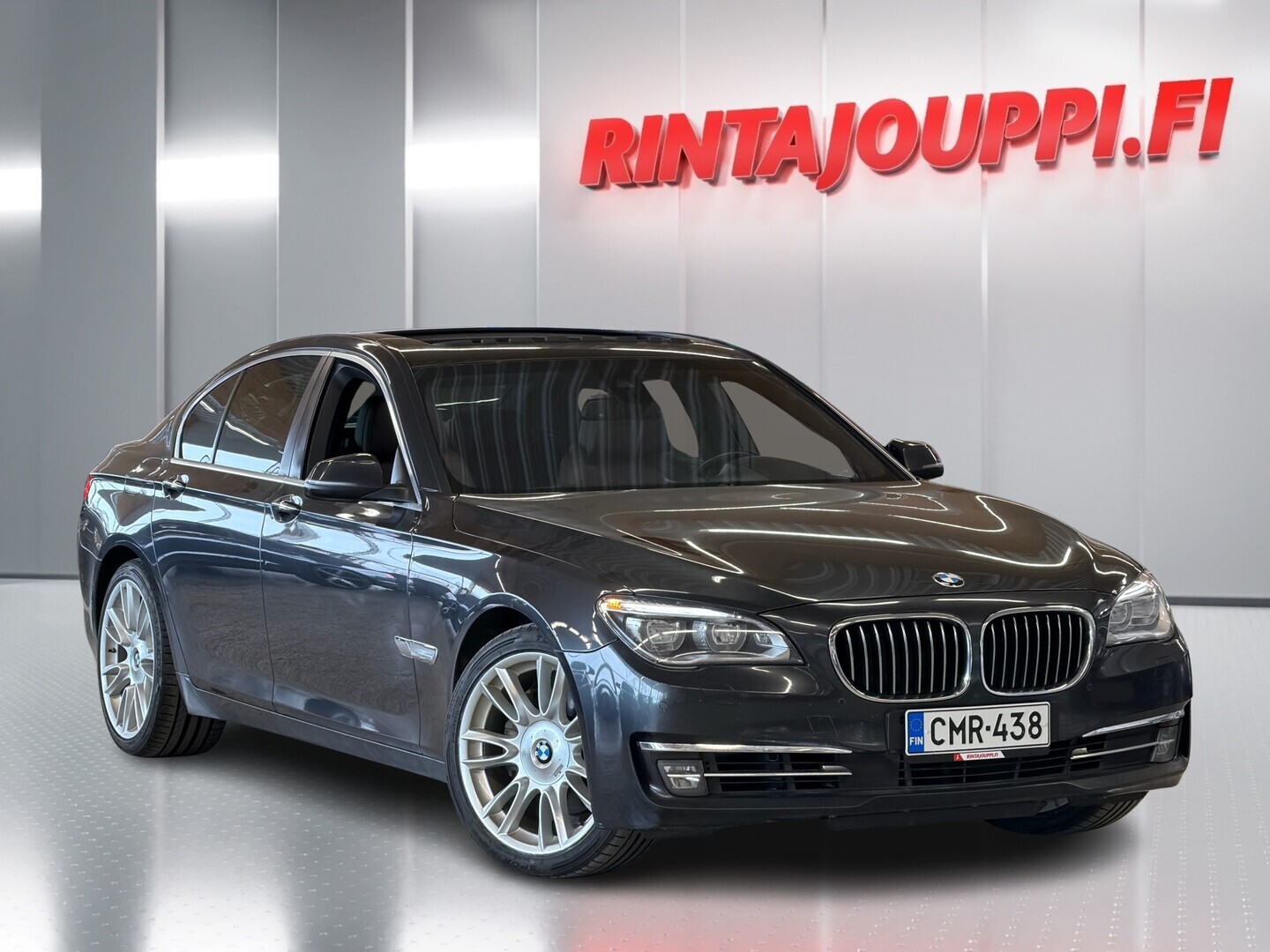 BMW 740 2015