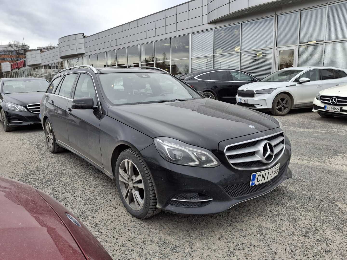 MERCEDES-BENZ E 2013