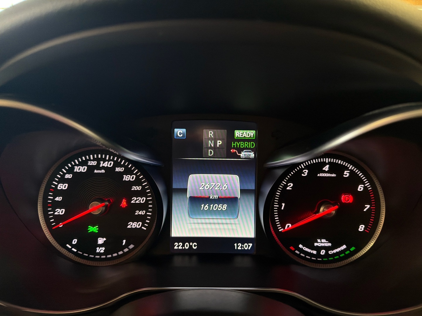 MERCEDES-BENZ C 2016