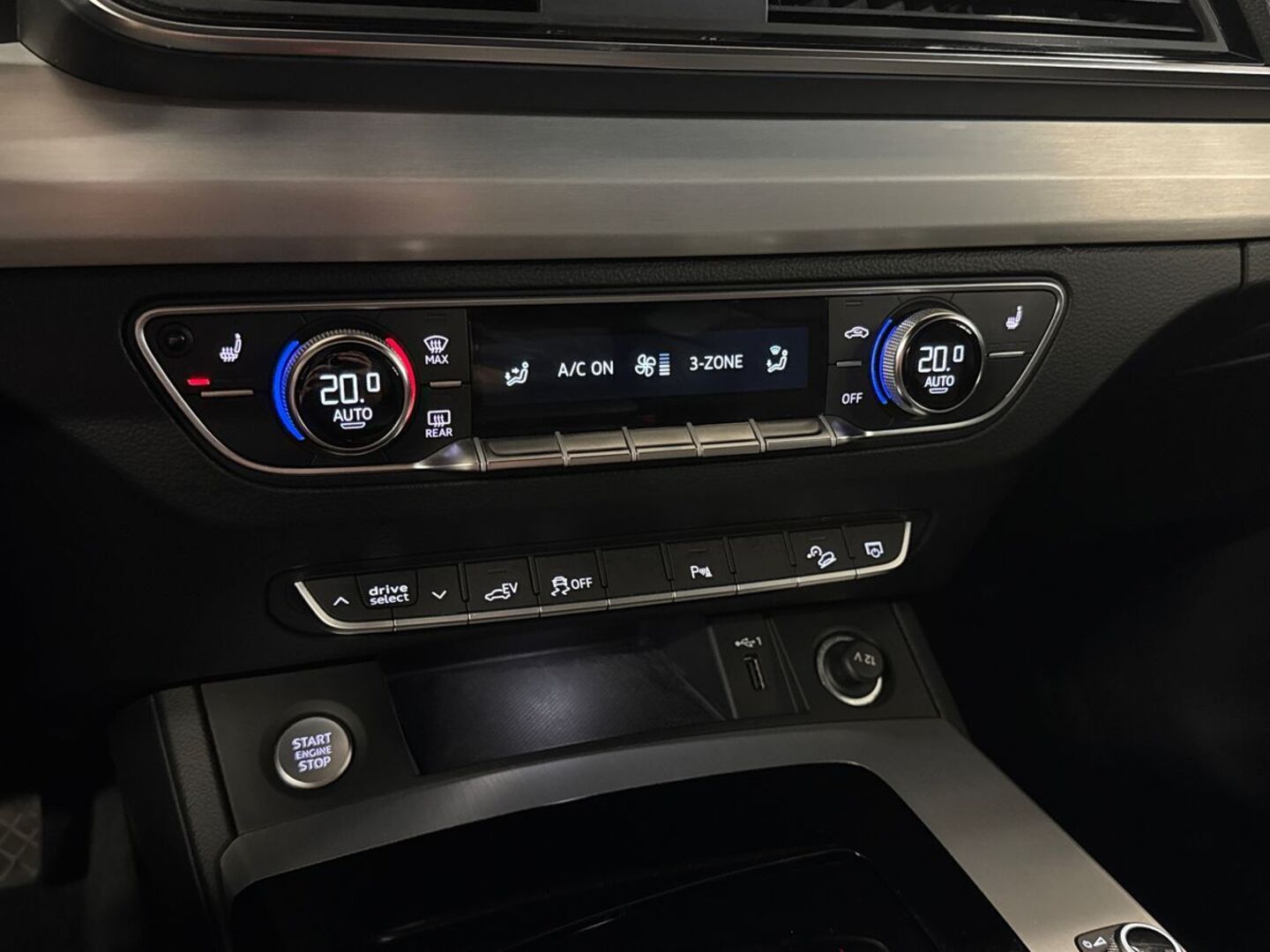 AUDI Q5 2021