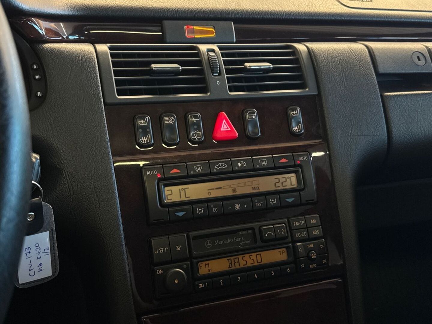 MERCEDES-BENZ E 1997