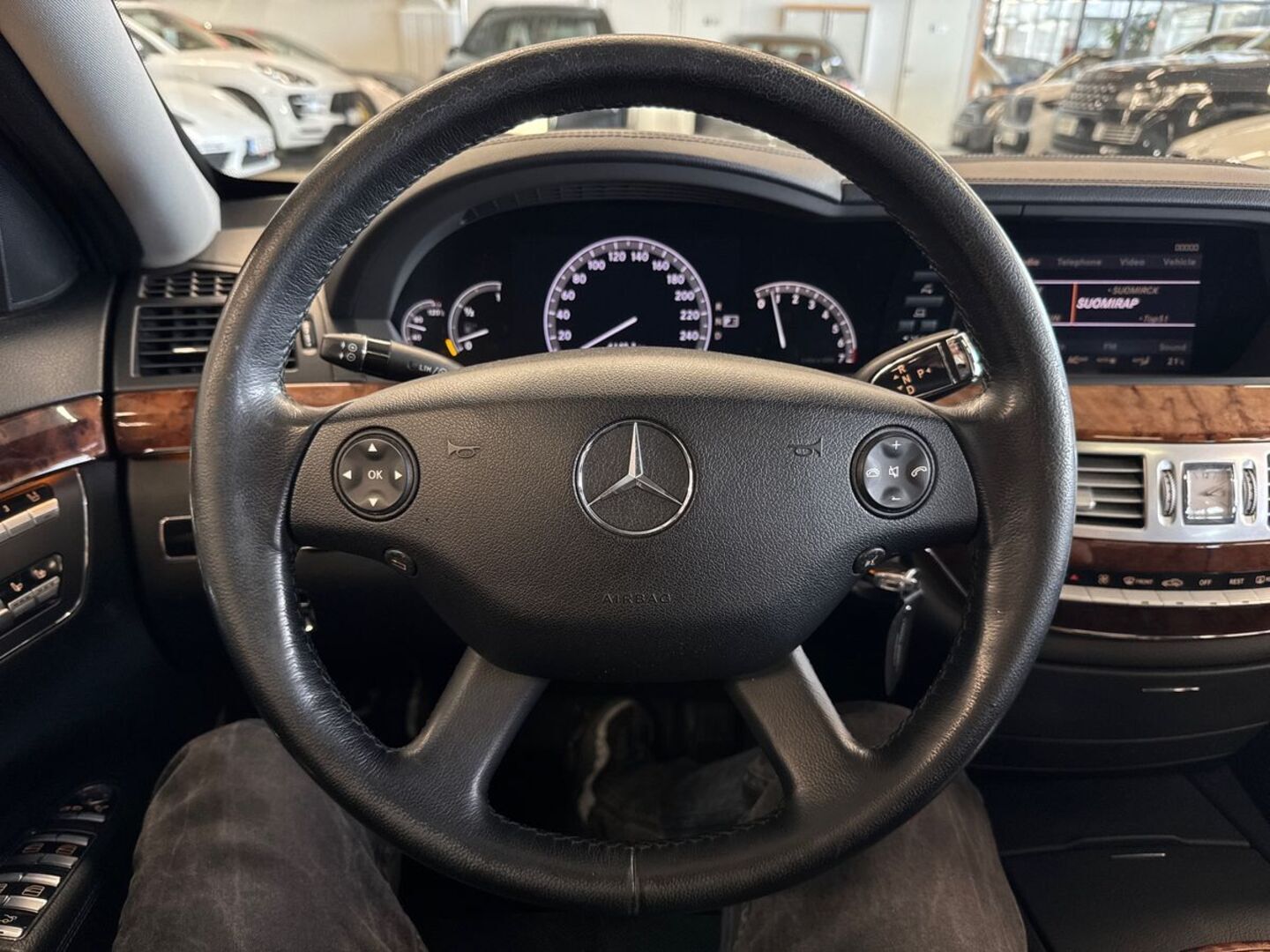 MERCEDES-BENZ S 2007