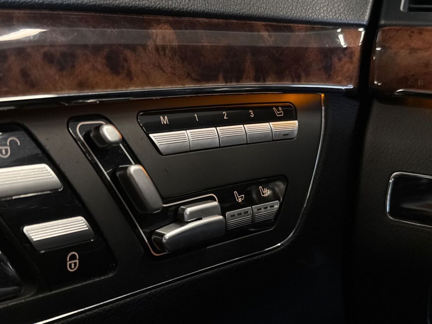 MERCEDES-BENZ S 2007