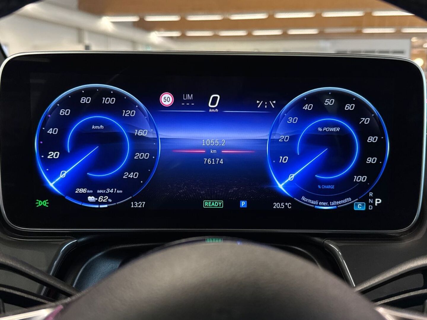 MERCEDES-BENZ EQE SUV 2023
