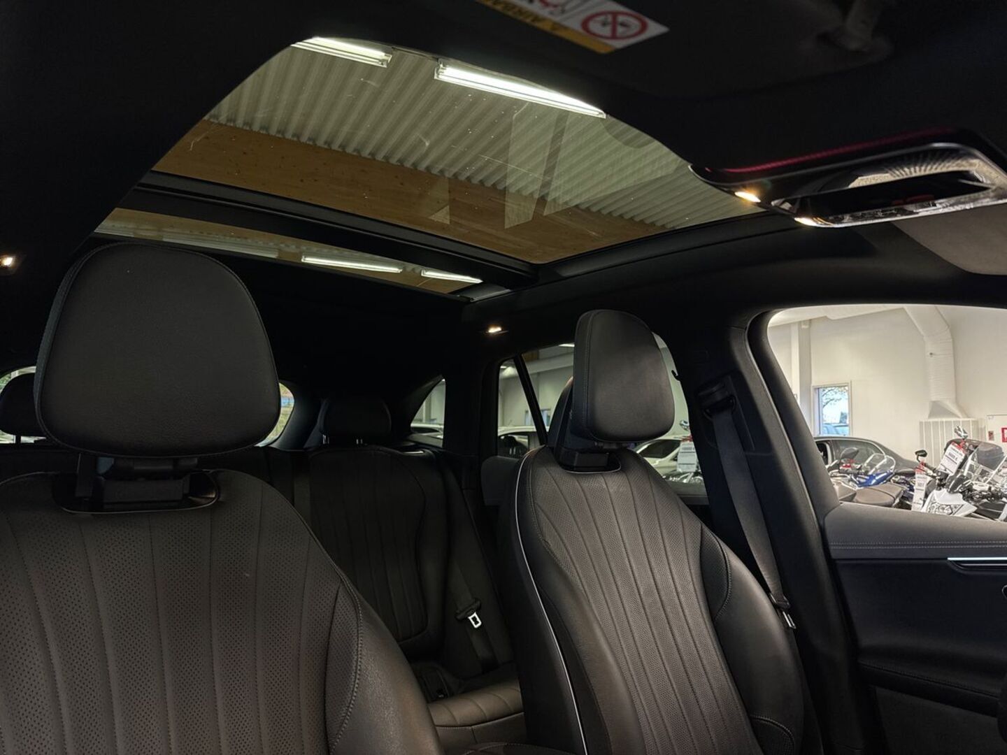 MERCEDES-BENZ EQE SUV 2023