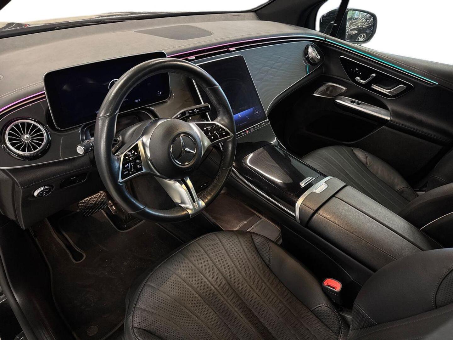 MERCEDES-BENZ EQE SUV 2023
