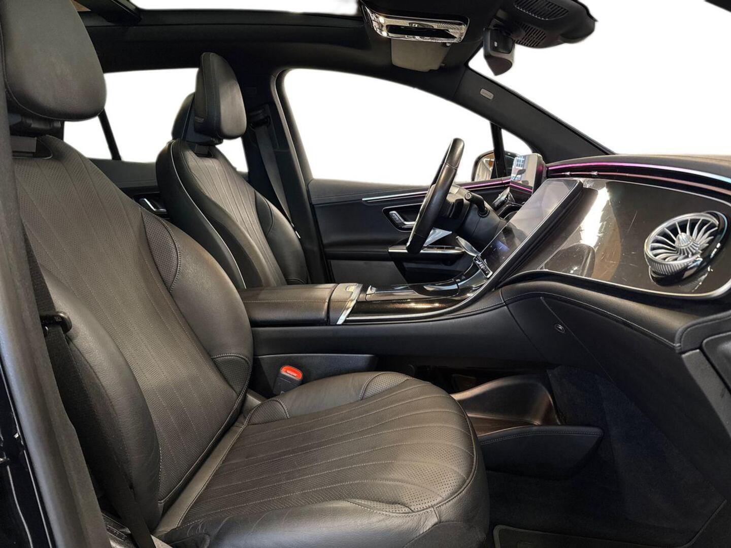 MERCEDES-BENZ EQE SUV 2023