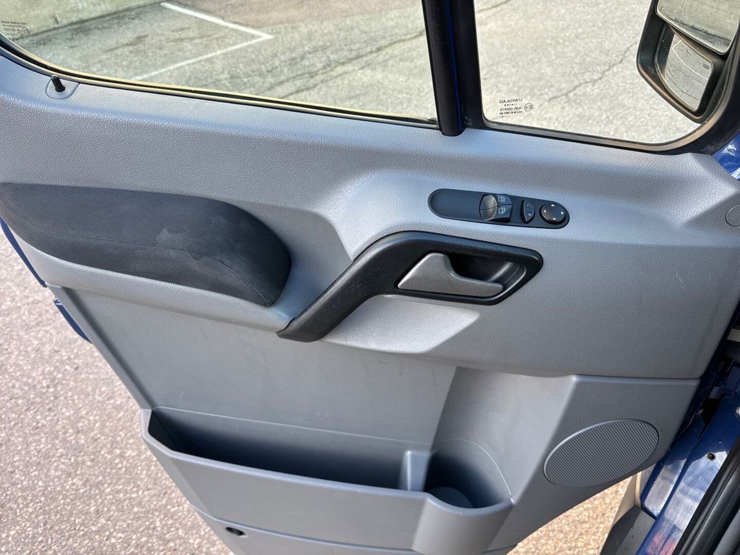 VOLKSWAGEN Crafter 18